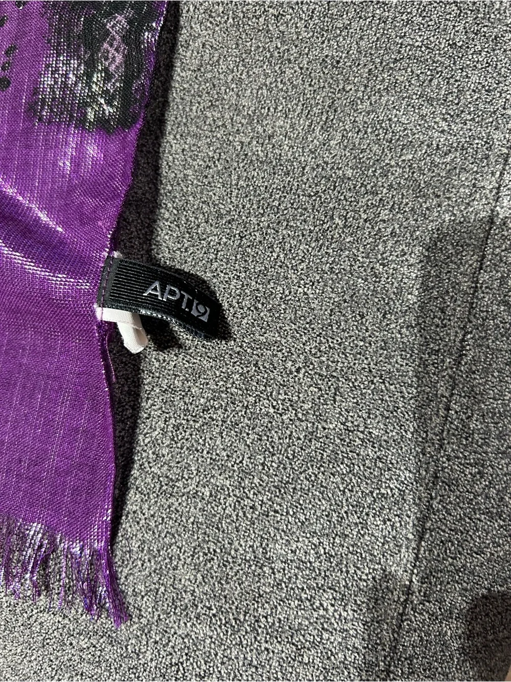 Vintage Apt. 9 Purple/ Black Patterned Women's Scarf/Wrap/Pashmina-metallic